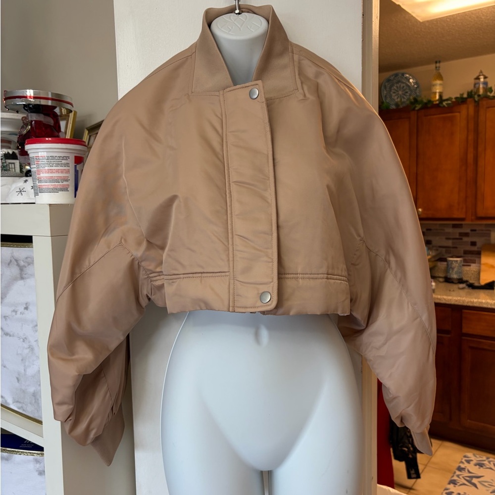 Forever 21 Tan Cropped Puffer Jacket